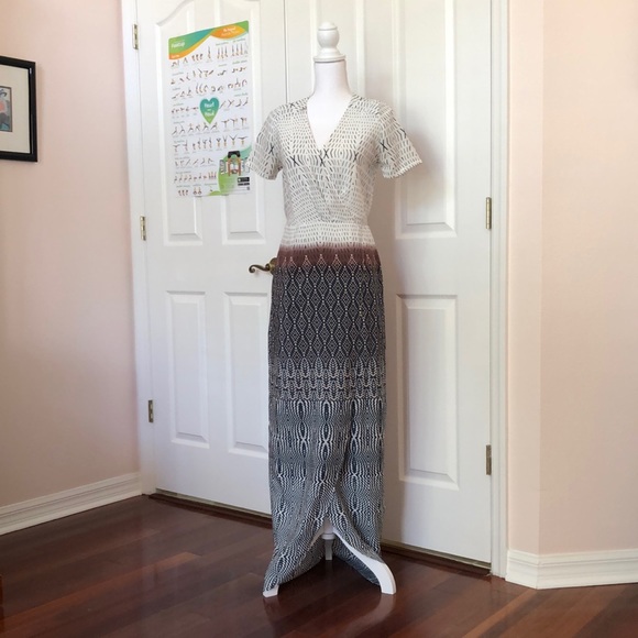 Like Mynded Maxi Navy Pattern Wrap Dress SZ S - Picture 1 of 11